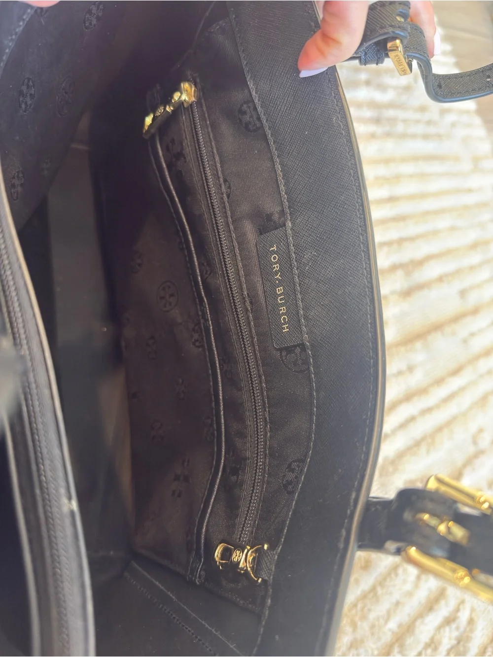 Tory Burch Black Leather Logo Tote with Gold Hardware and dust bag - Picture 2 of 4